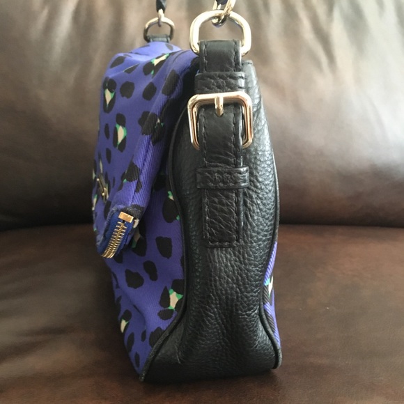 kate Spade New York Cobble Hill Small Devin Bag - Picture 3 of 13